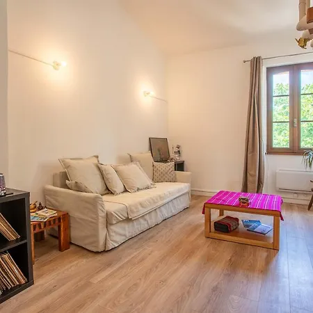 Appt Centre Vieux Terrasse Διαμέρισμα Fréjus
